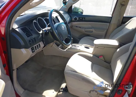 2006 Toyota Tacoma Prerunner V6 z USA, uszkodzony, nr VIN 3TMJU62N06M014118